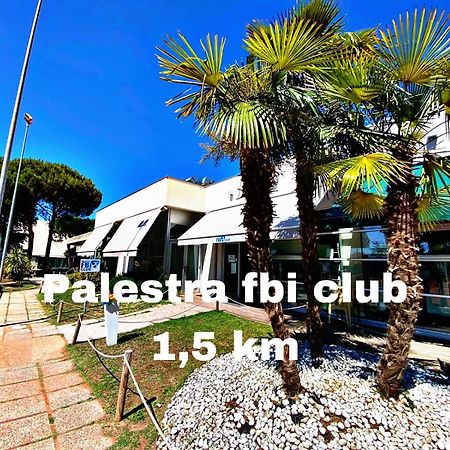 Hotel Adria Milano Marittima Bagian luar foto