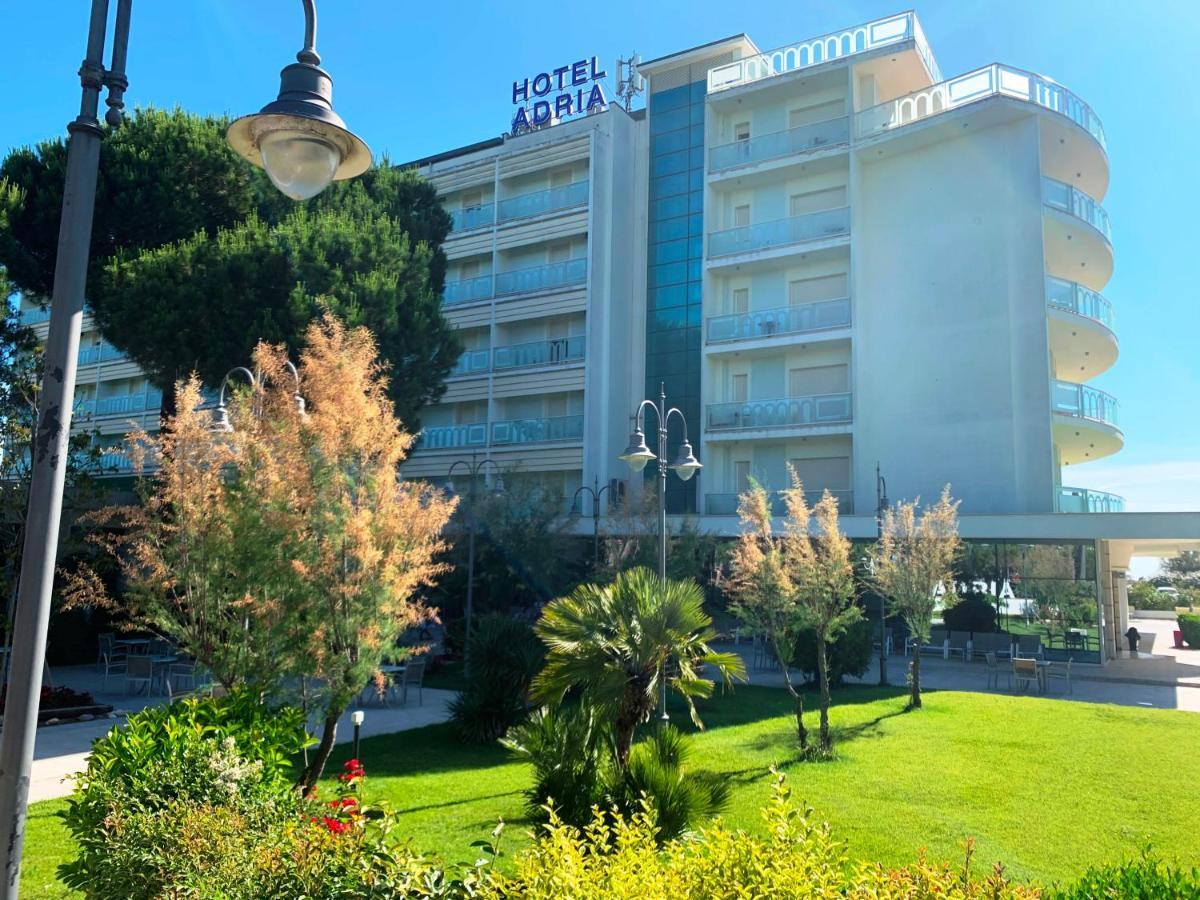 Hotel Adria Milano Marittima Bagian luar foto